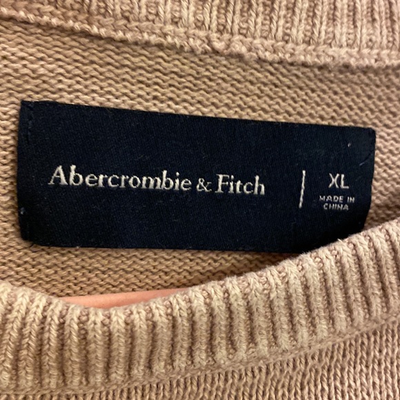 Men’s Abercrombie & Fitch Outift - Picture 3 of 7